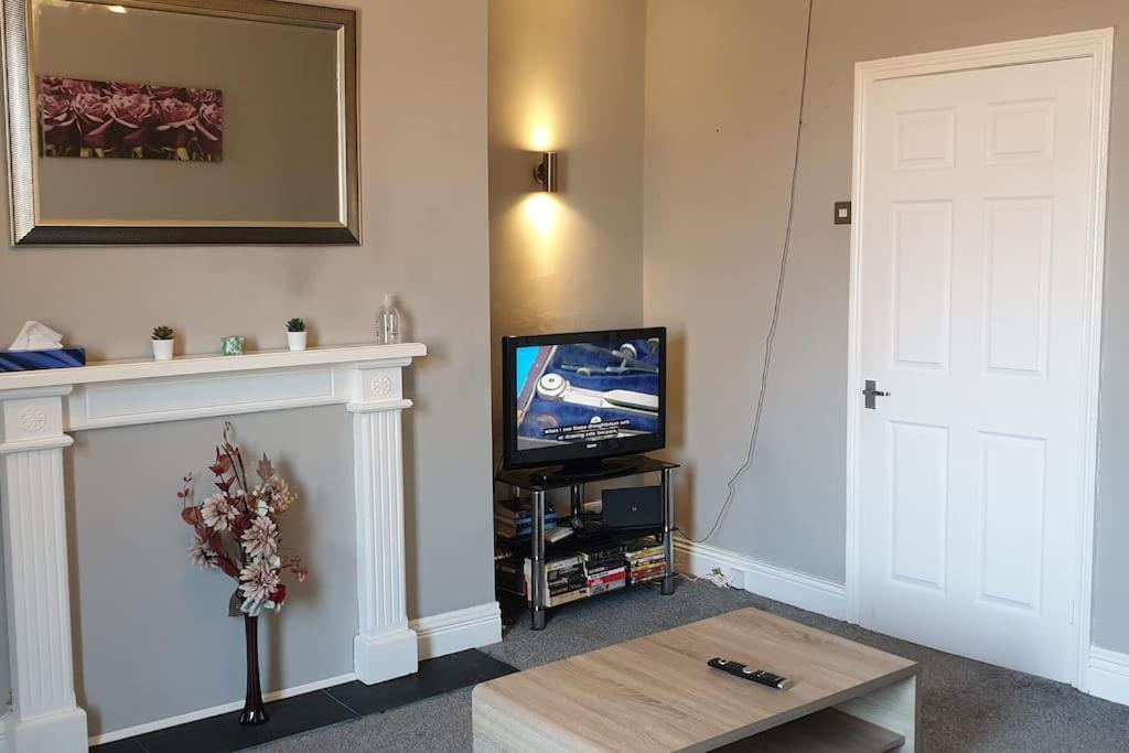 Quiet & Cosy 3Bedroom - Great Base In South Shields Near Hospital And Port Of Tyne - Free Parking Luaran gambar